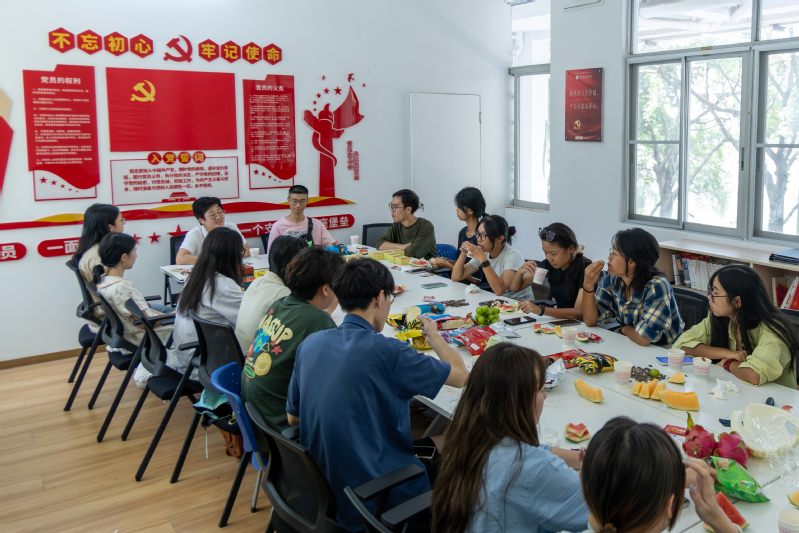 月满团圆日 共话中秋时——学院师生共度中秋佳节